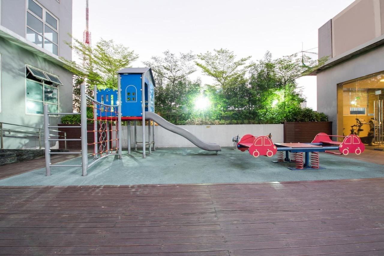 מלון מנילה Oyo 508 Vista Wil Tower מראה חיצוני תמונה